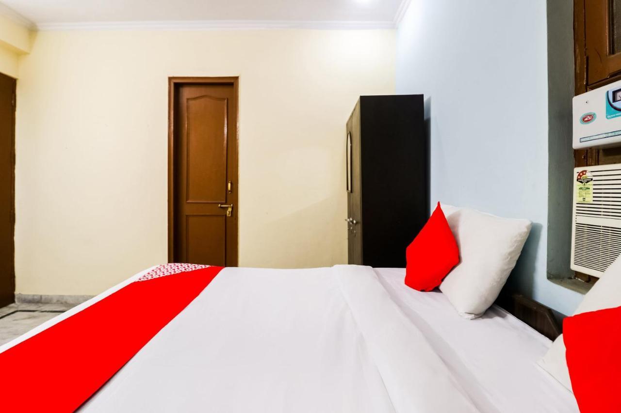 Hotel O Maurya Residency Gurgáon Kültér fotó