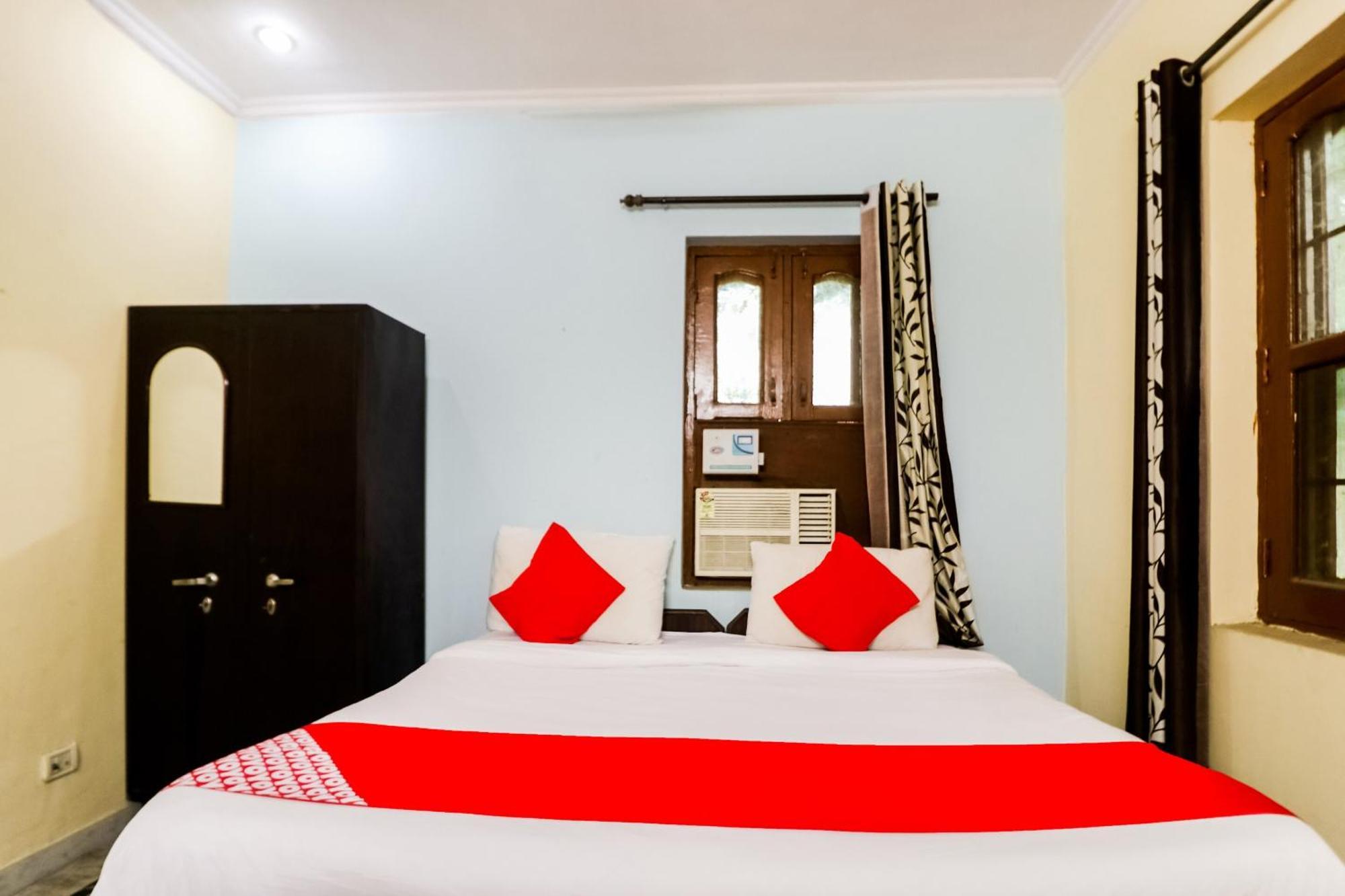 Hotel O Maurya Residency Gurgáon Kültér fotó