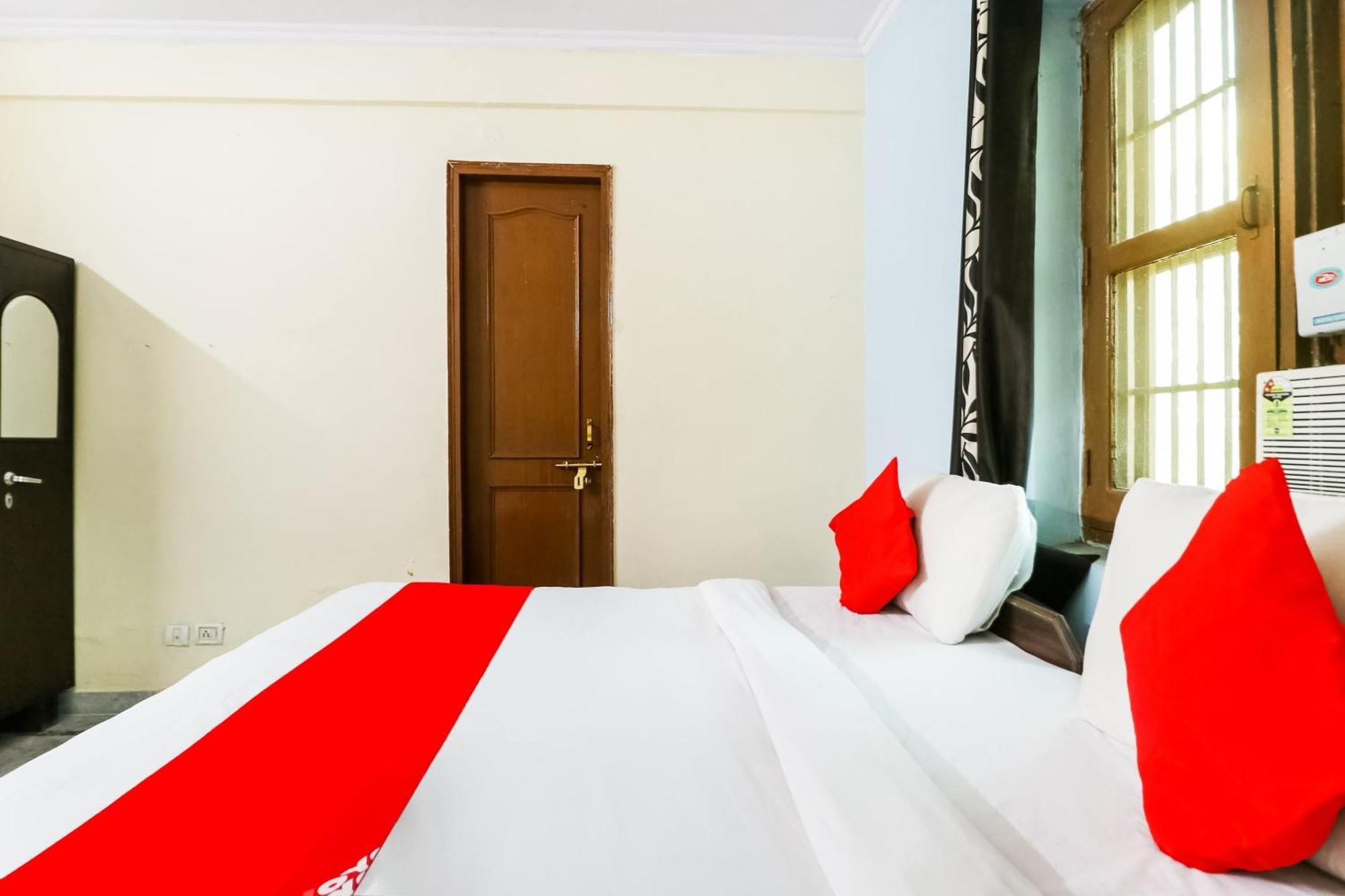 Hotel O Maurya Residency Gurgáon Kültér fotó