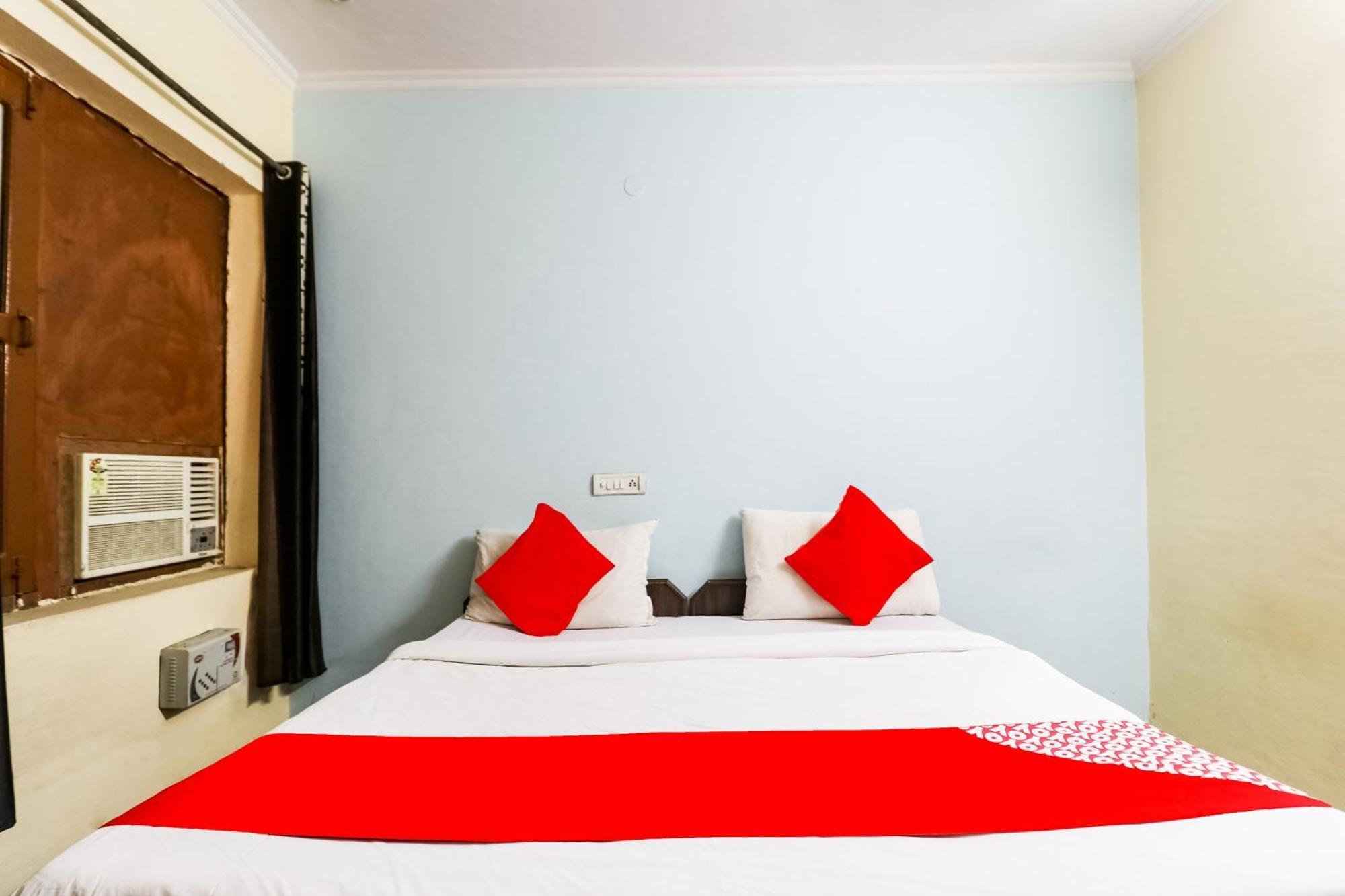 Hotel O Maurya Residency Gurgáon Kültér fotó
